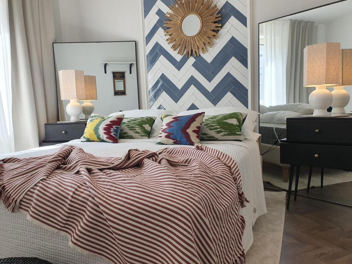 The Mirror Guesthouse - Terme Meran Zewnętrze zdjęcie